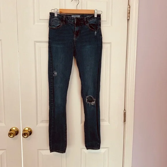 PACSUN LOS ANGELES - Picture 2 of 7